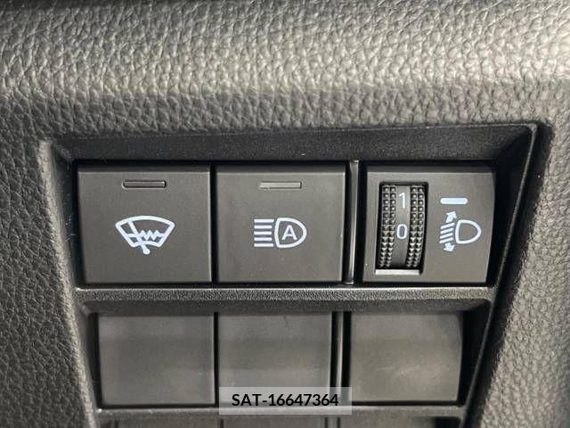 Toyota NOAH 2023-04 204639-5