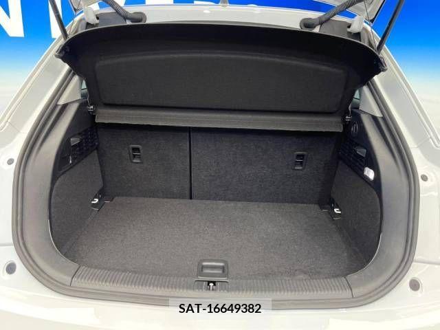 Audi A1 2013-08 328340-11