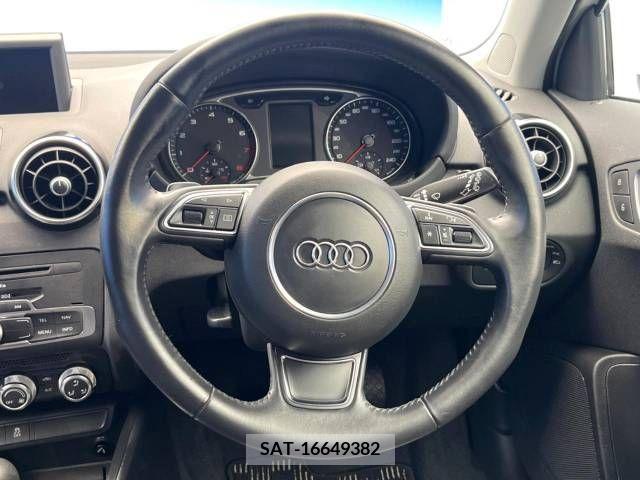 Audi A1 2013-08 328340-9