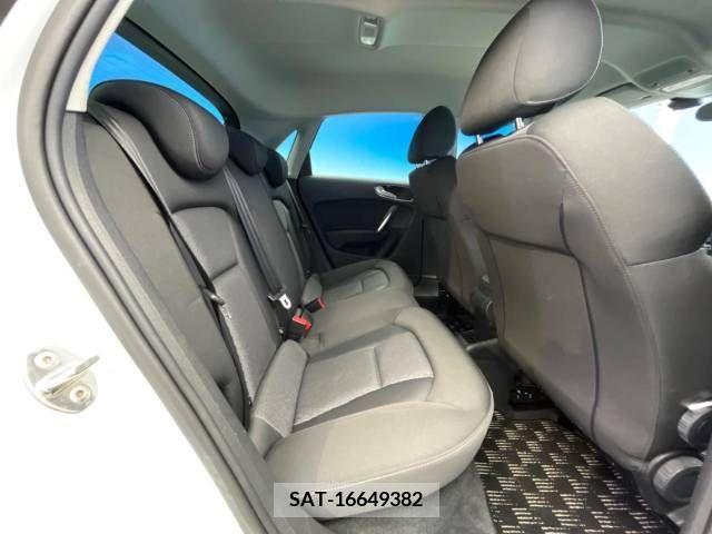 Audi A1 2013-08 328340-8