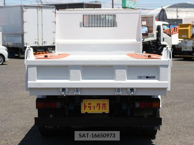 Mitsubishi CANTER 2016-09 302540-2