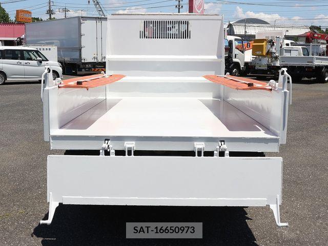 Mitsubishi CANTER 2016-09 302540-5