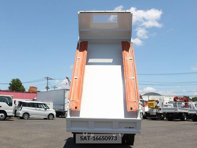 Mitsubishi CANTER 2016-09 302540-12