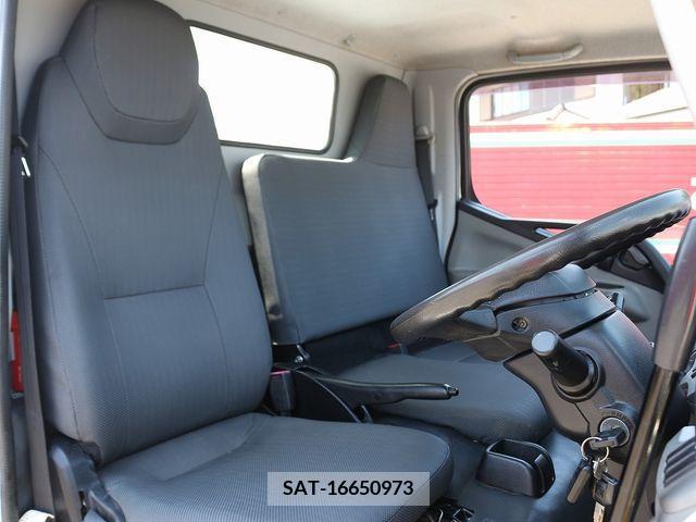 Mitsubishi CANTER 2016-09 302540-19