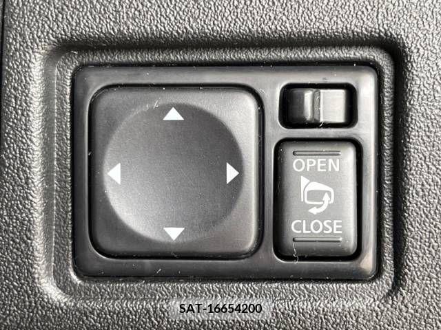 Nissan MARCH 2017-02 343324-4