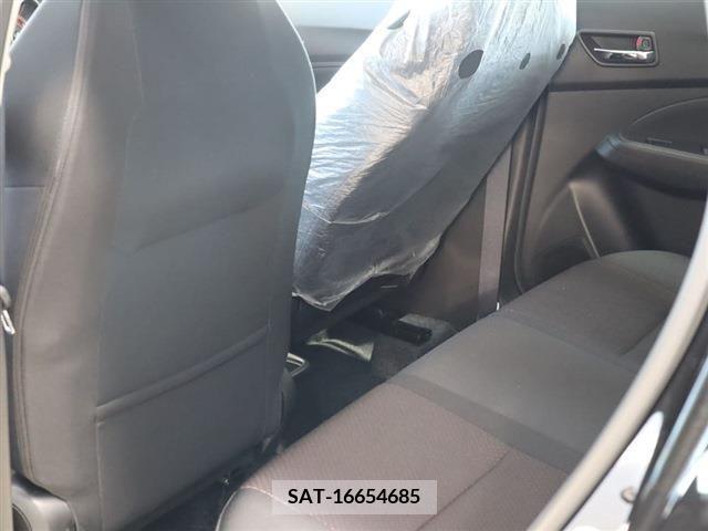 Suzuki SWIFT 2023-05 376441-27