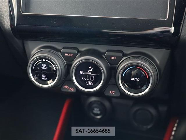 Suzuki SWIFT 2023-05 376441-11