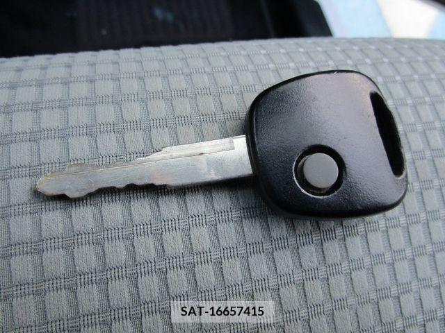 Suzuki ALTO 2018-05 337467-14