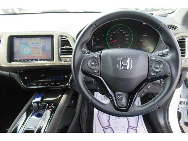 Honda VEZEL 2017-01 3205-8