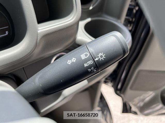 Suzuki EVERY 2024-04 297459-12