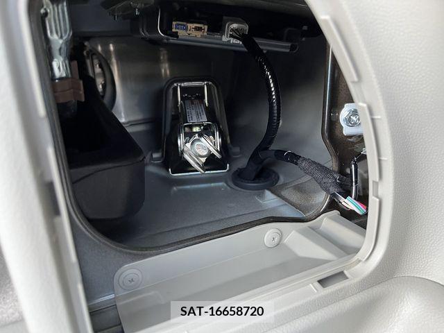 Suzuki EVERY 2024-04 297459-28