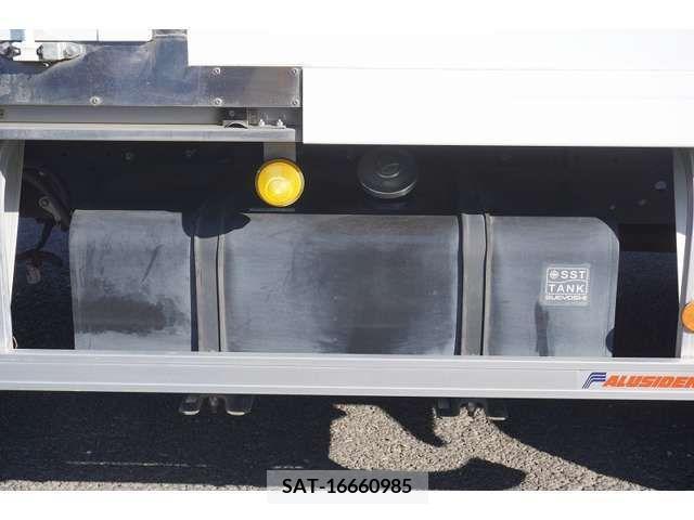 Hino DUTRO 2018-03 216028-18