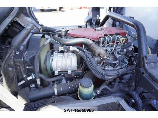 Hino DUTRO 2018-03 216028-13