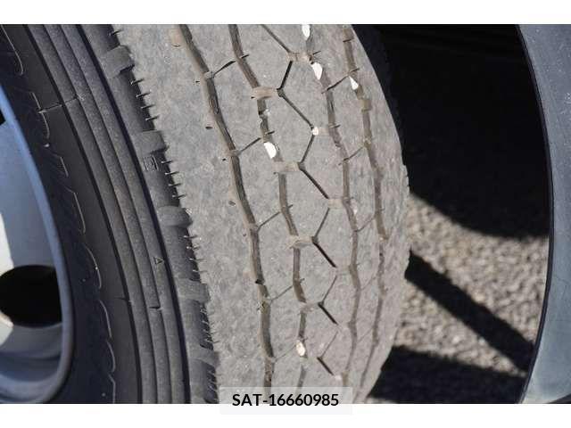 Hino DUTRO 2018-03 216028-9