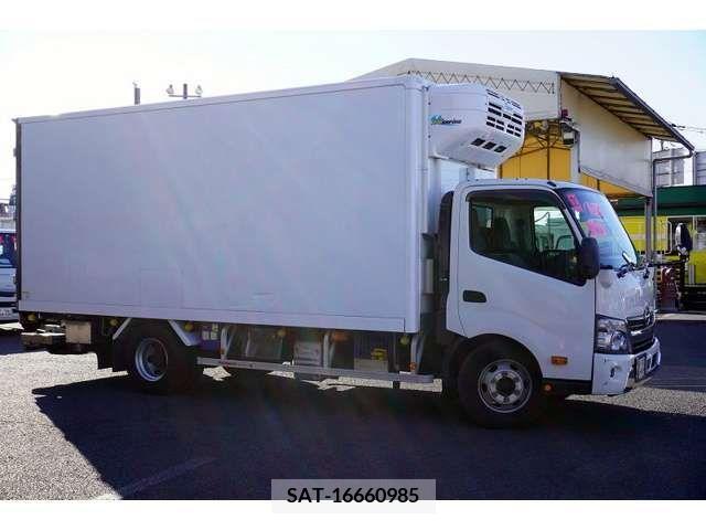 Hino DUTRO 2018-03 216028-5