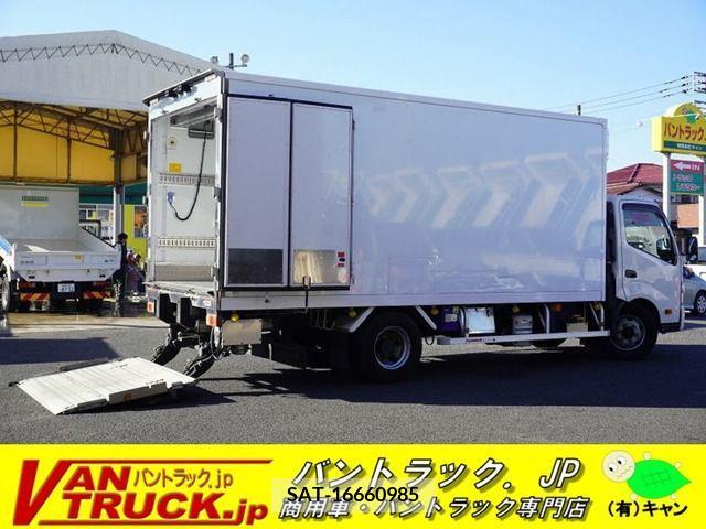 Hino DUTRO 2018-03 216028-0