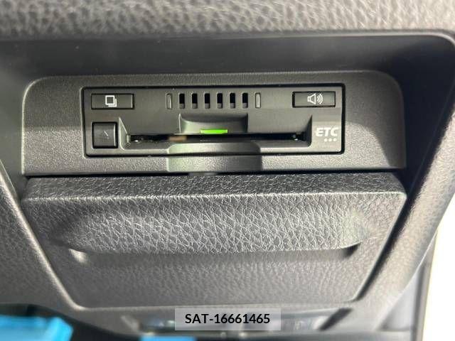 Toyota VOXY 2021-10 350783-7