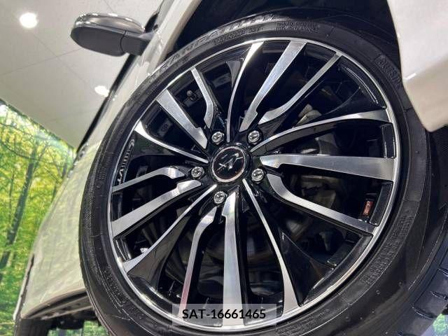 Toyota VOXY 2021-10 350783-14