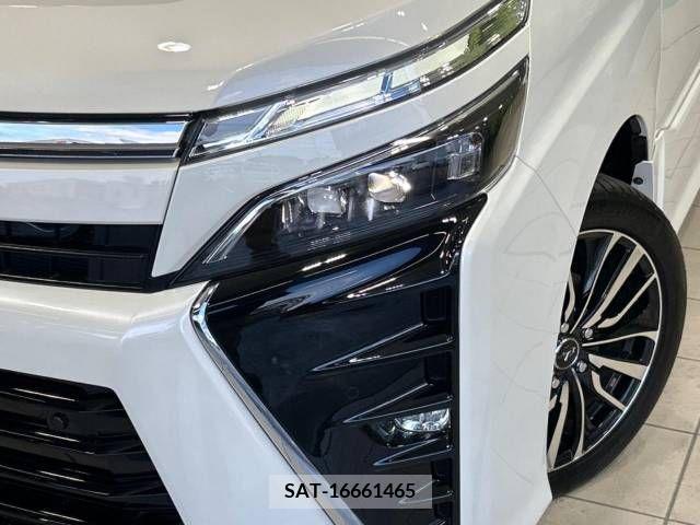 Toyota VOXY 2021-10 350783-13
