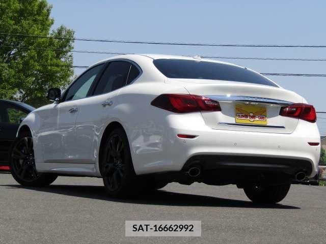 Nissan FUGA 2015-09 270723-3