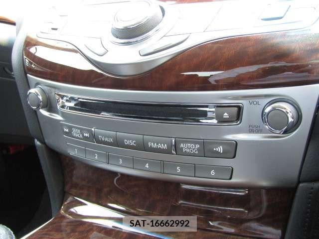 Nissan FUGA 2015-09 270723-11