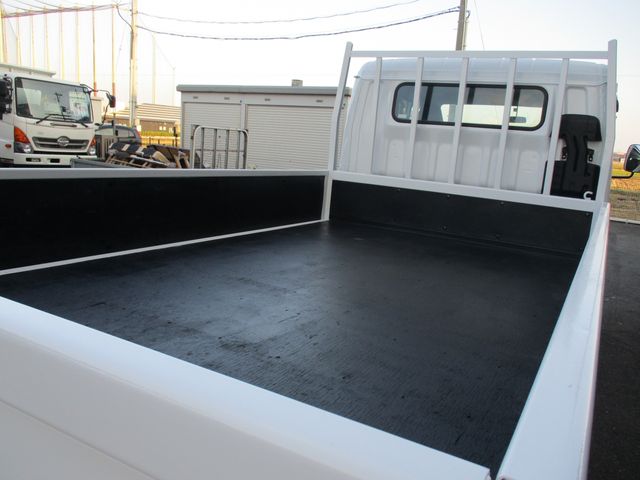 Mitsubishi CANTER 2017-11 12708-6