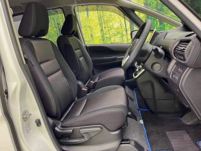 Nissan SERENA 2018-09 19943-8