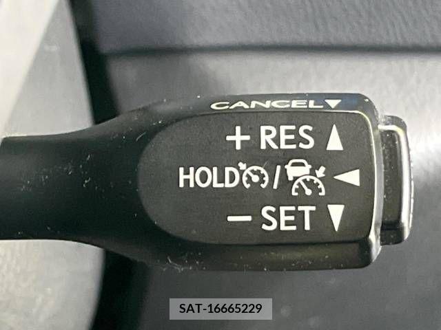 Toyota C-HR 2018-04 389953-3