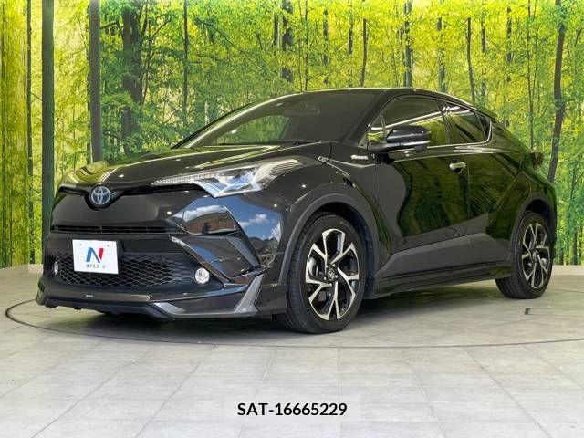 Toyota C-HR 2018-04 389953-2