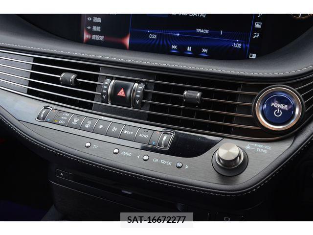 Lexus LS 2017-11 275788-12
