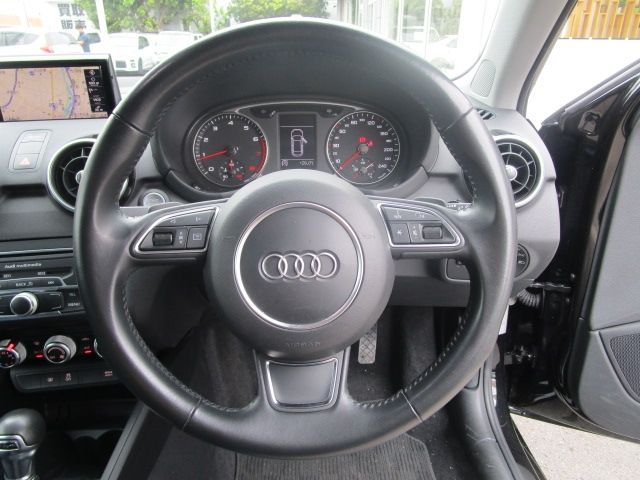 Audi A1 2016-03 15914-10