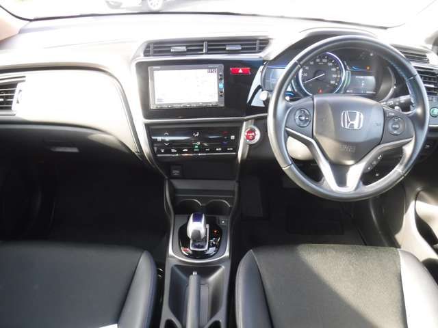 Honda GRACE 2017-08 182304-2