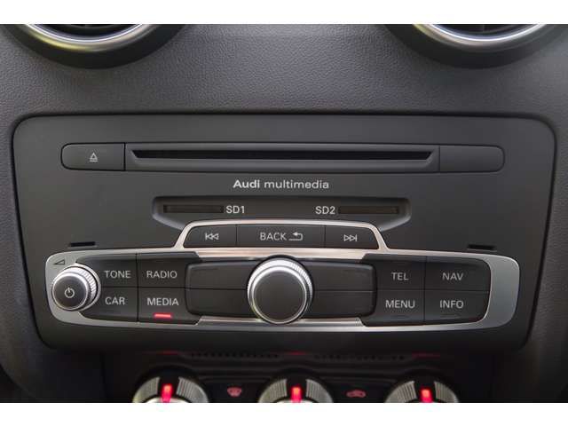 Audi A1 2011-09 2486-12