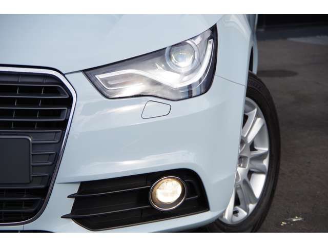Audi A1 2011-09 2486-17