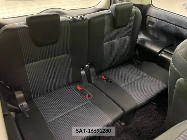 Toyota VOXY 2015-07 289112-9