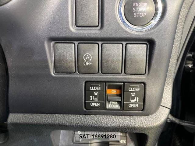 Toyota VOXY 2015-07 289112-2