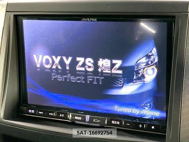 Toyota VOXY 2013-07 370380-2