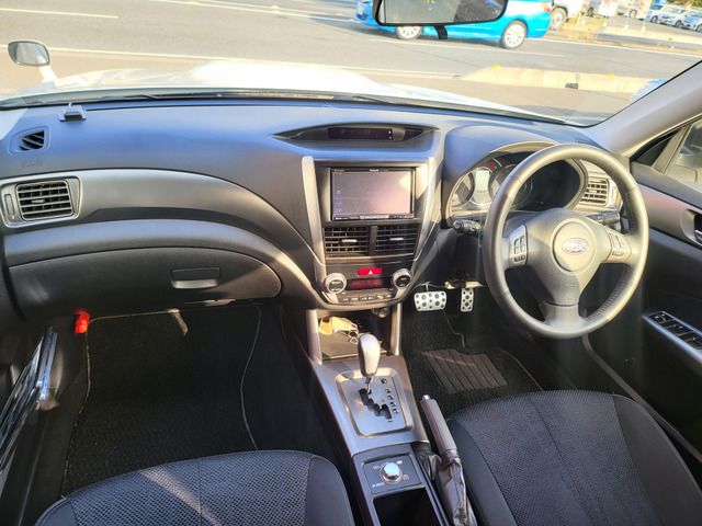 Subaru FORESTER 2010-11 187927-2