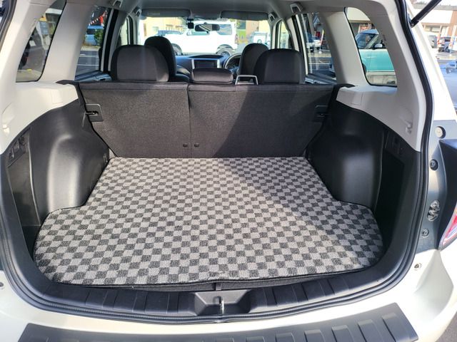 Subaru FORESTER 2010-11 187927-5