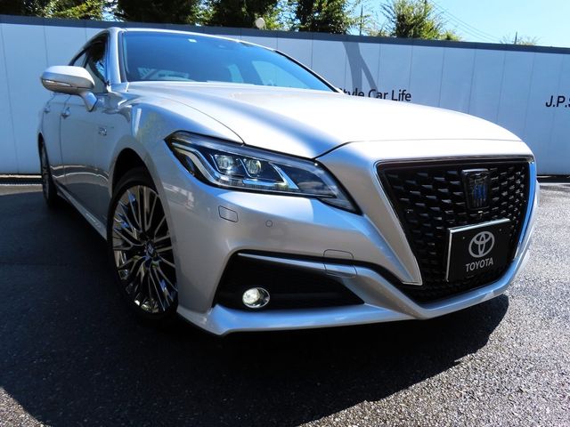 Toyota CROWN SEDAN 2021-08 9626-27
