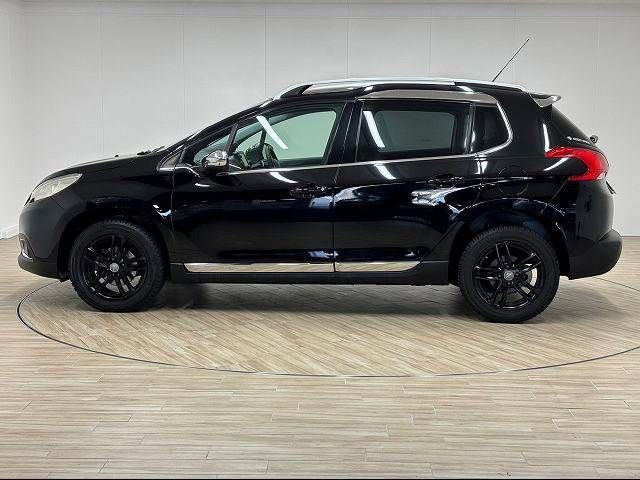 Peugeot 2008 2015-06 13677-14