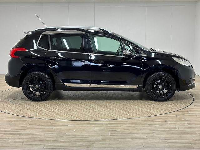 Peugeot 2008 2015-06 13677-13