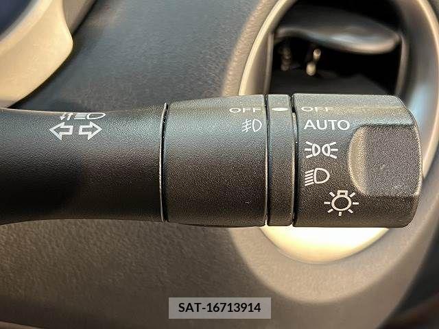 Nissan JUKE 2012-09 380171-7