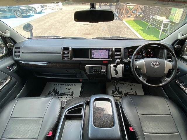 Toyota HIACE VAN 2014-02 22680-1