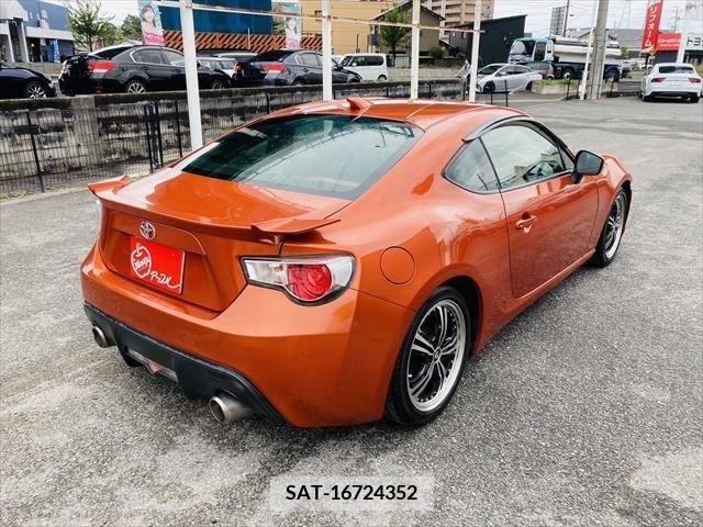 Toyota 86 2013-03 375906-4