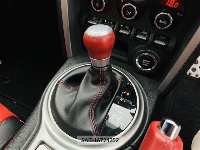 Toyota 86 2013-03 375906-25