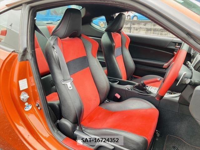 Toyota 86 2013-03 375906-19