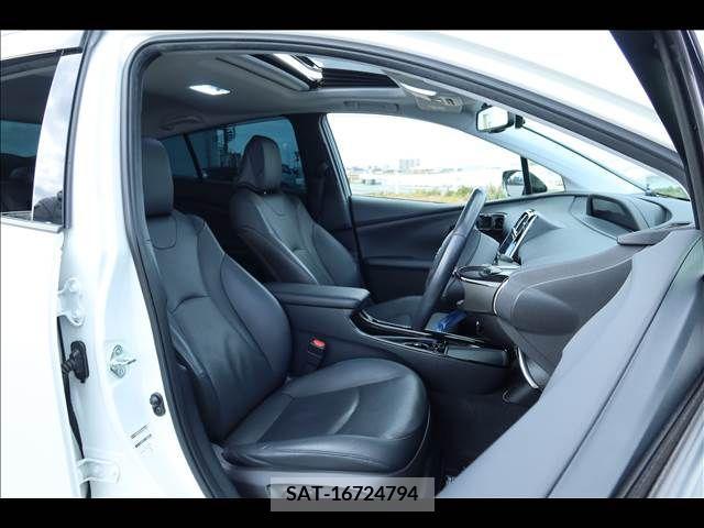 Toyota PRIUS 2020-02 247365-11