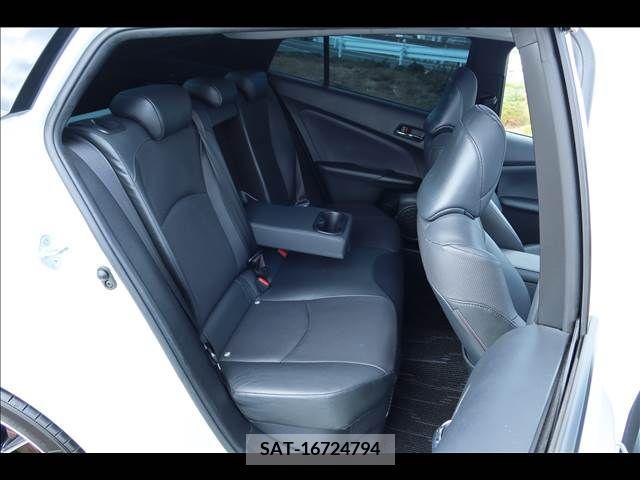 Toyota PRIUS 2020-02 247365-14
