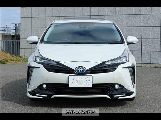 Toyota PRIUS 2020-02 247365-1